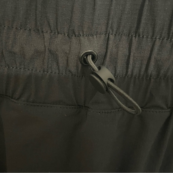 Black Cargo Skort—NWT - Picture 6 of 8